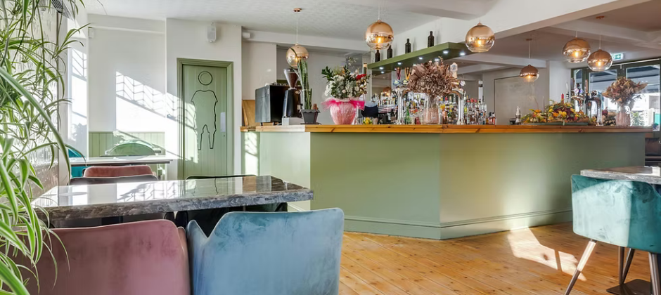 The Castle Bar West Ealing