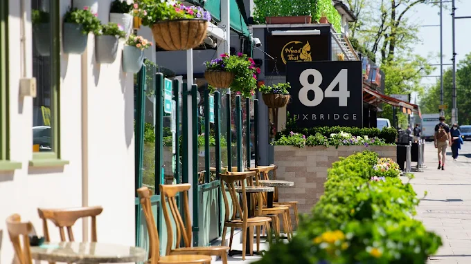 The Castle Bar premium cocktails and drinks