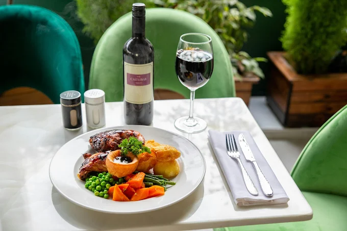 The Castle Bar cocktails and drinks